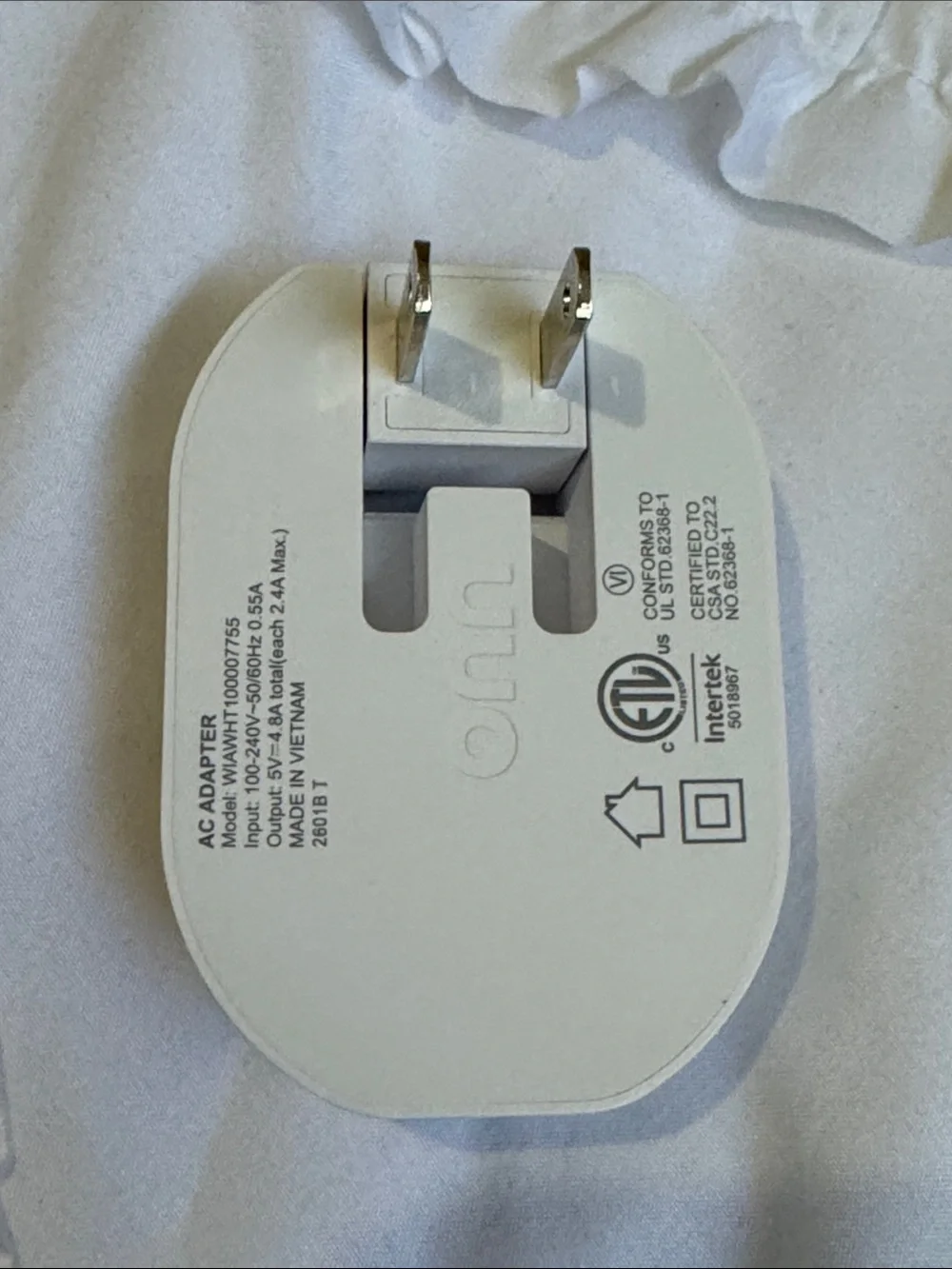 onn Dual-Port USB Wall Charger — White with light blue